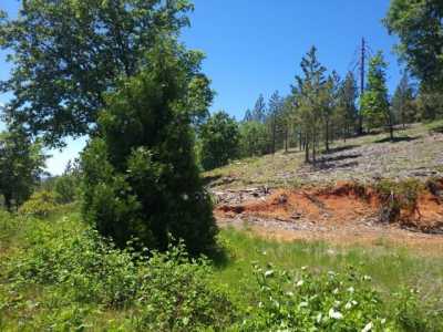 Residential Land For Sale in Hathaway Pines, California