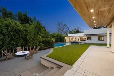 Home For Sale in Tarzana, California