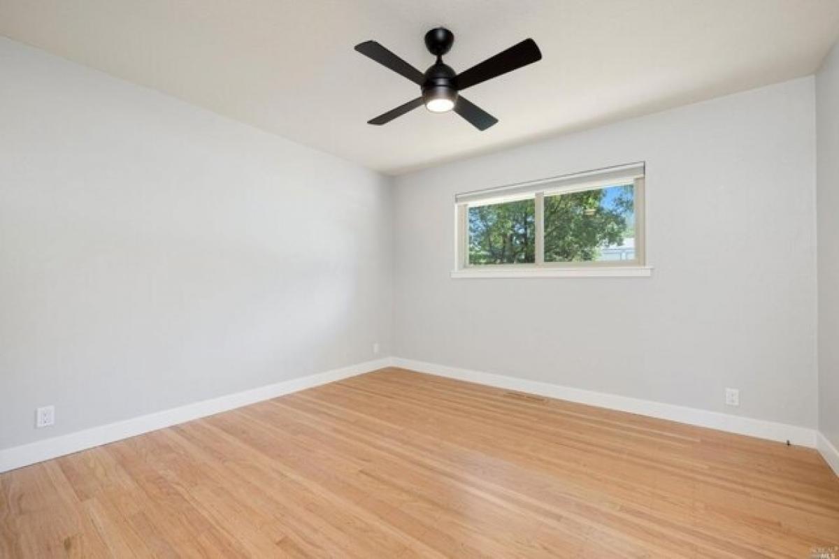 Picture of Home For Sale in Sebastopol, California, United States