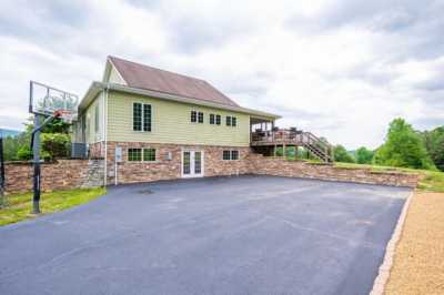Home For Sale in Dunlap, Tennessee