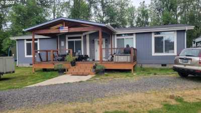 Home For Sale in Eagle Creek, Oregon