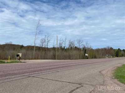 Residential Land For Sale in Marquette, Michigan