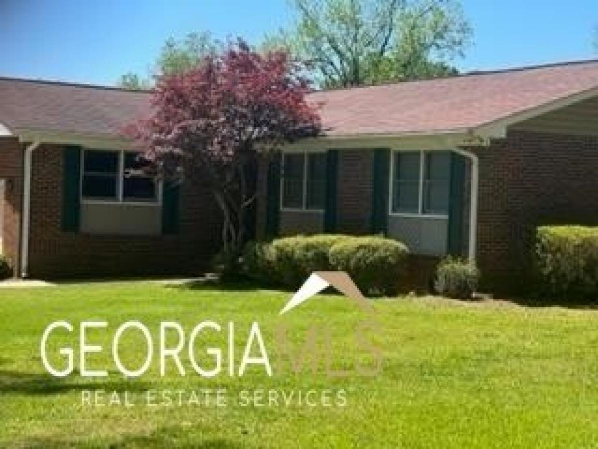 Picture of Home For Sale in Valley, Alabama, United States