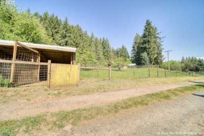Home For Sale in Deer Island, Oregon