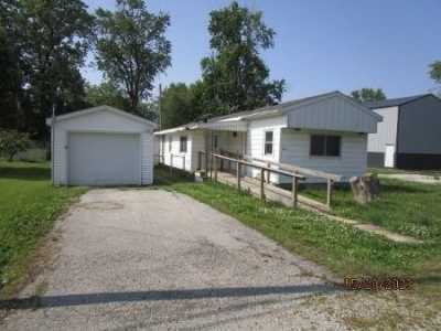 Home For Sale in Sullivan, Illinois