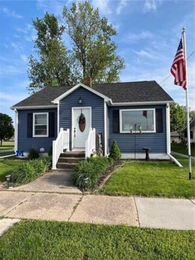 Home For Sale in Sully, Iowa