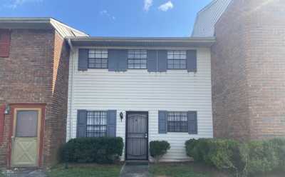 Home For Sale in Union City, Georgia