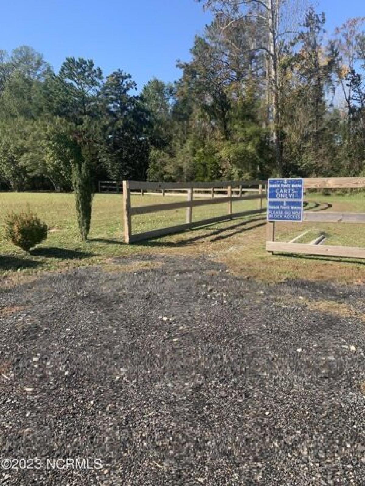 Picture of Residential Land For Sale in Washington, North Carolina, United States
