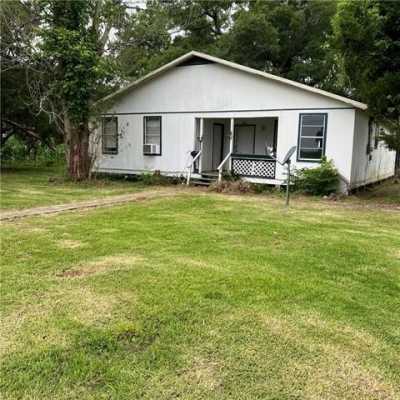 Home For Sale in Moreauville, Louisiana