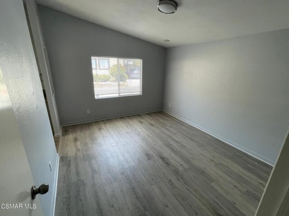 Picture of Home For Sale in Canoga Park, California, United States