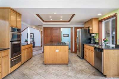 Home For Sale in Lake Tapps, Washington