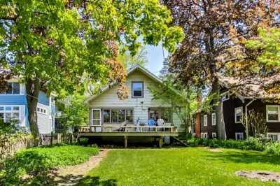 Home For Sale in Wilmette, Illinois