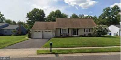 Home For Sale in Marlton, New Jersey