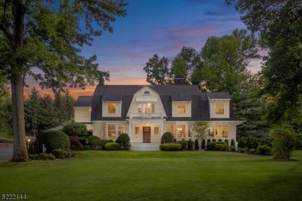 Picture of Home For Sale in Westfield, New Jersey, United States