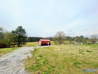 Home For Sale in Trinity, Alabama