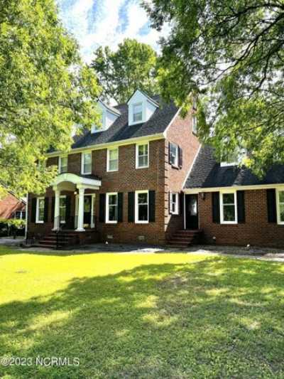 Home For Sale in Trent Woods, North Carolina