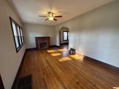 Home For Sale in Silvis, Illinois