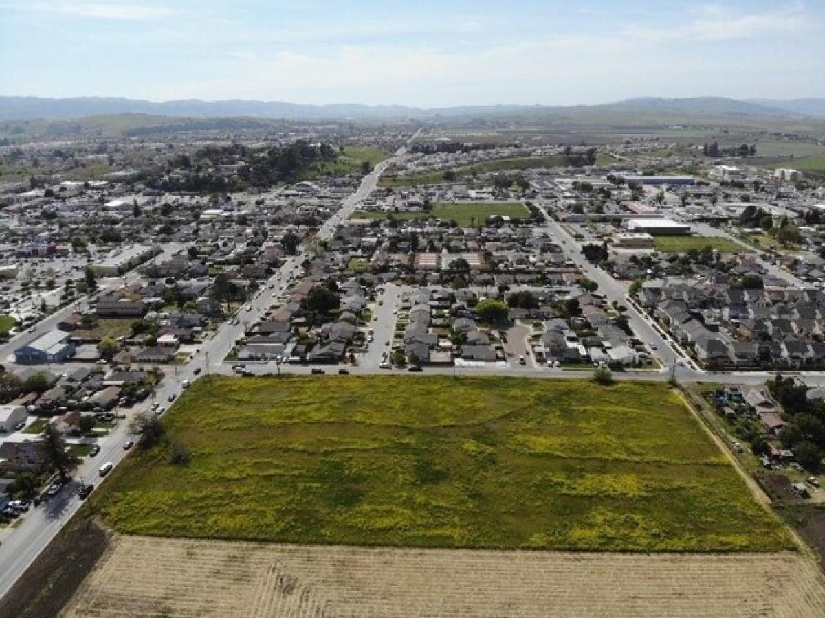 Picture of Residential Land For Sale in Hollister, California, United States