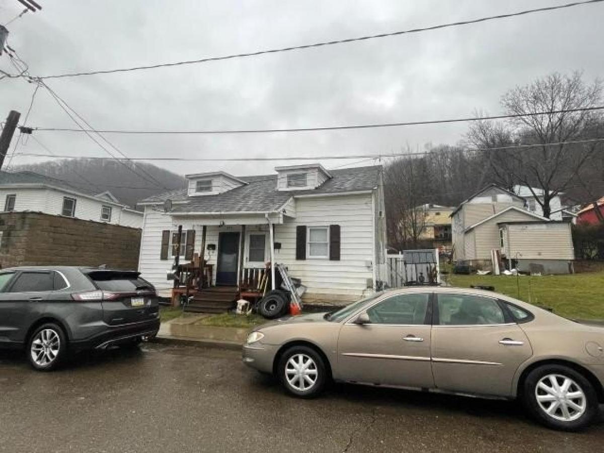 Picture of Home For Sale in Warren, Pennsylvania, United States
