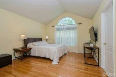 Home For Sale in North Brunswick, New Jersey
