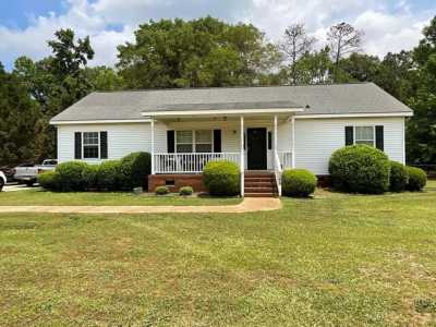 Home For Sale in Greenwood, South Carolina