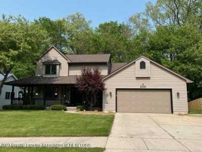 Home For Sale in Holt, Michigan
