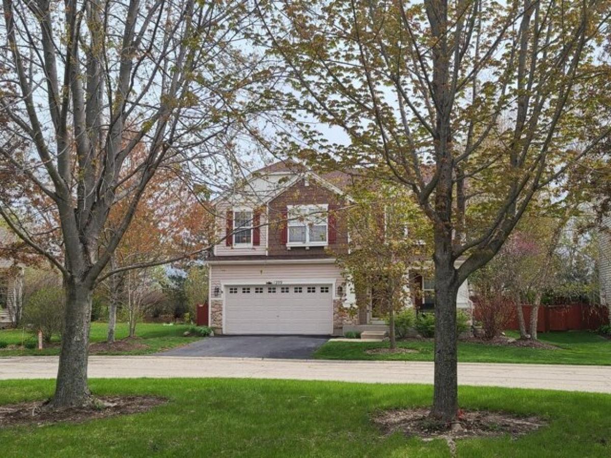 Picture of Home For Sale in Antioch, Illinois, United States