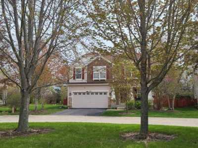 Home For Sale in Antioch, Illinois