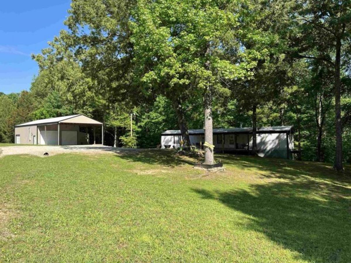 Picture of Home For Sale in Bath Springs, Tennessee, United States