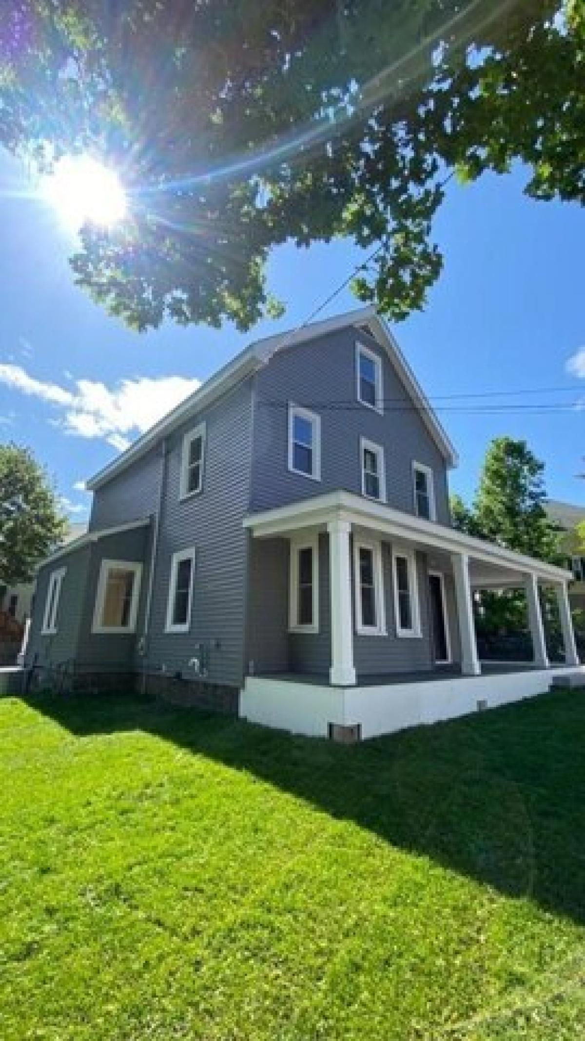 Picture of Home For Sale in Maynard, Massachusetts, United States