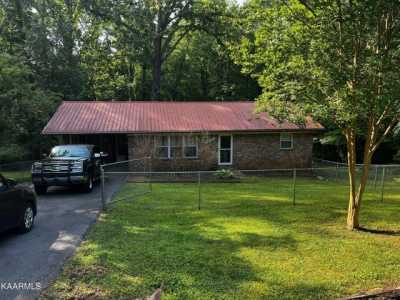 Home For Sale in Harriman, Tennessee
