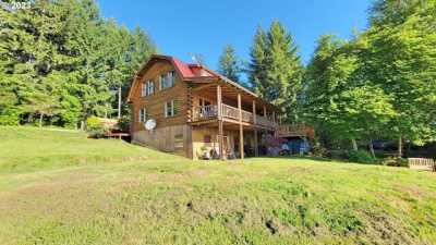 Home For Sale in Elmira, Oregon
