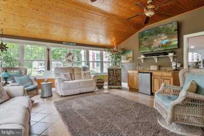 Home For Sale in Grasonville, Maryland