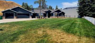 Home For Sale in Porterville, California