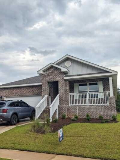 Home For Sale in Laurel Hill, Florida