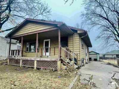 Home For Sale in Clay Center, Kansas