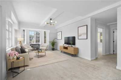 Apartment For Rent in Pelham, New York