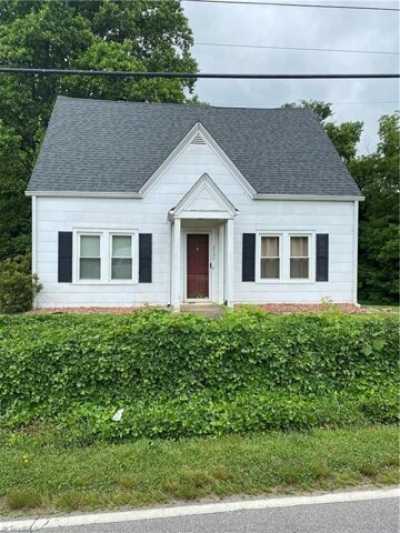 Home For Sale in North Wilkesboro, North Carolina