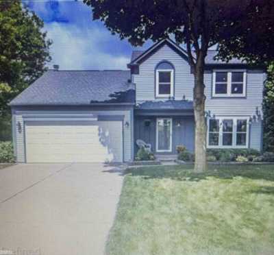 Home For Sale in Lake Orion, Michigan