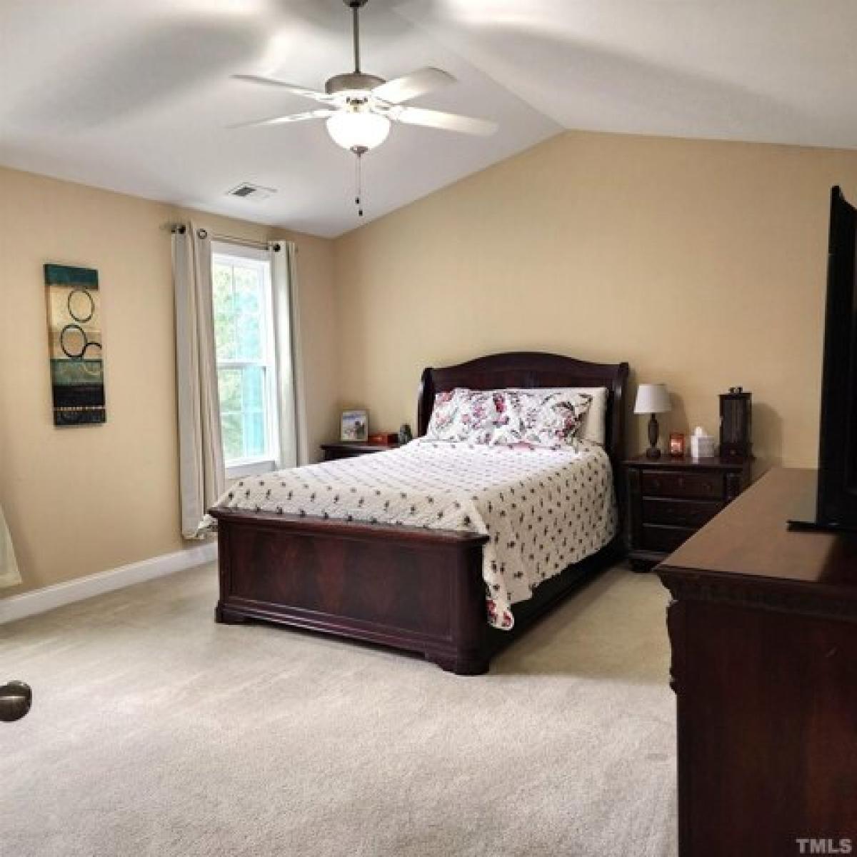Picture of Home For Sale in Goldsboro, North Carolina, United States