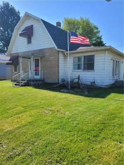 Home For Sale in Harrisville, Pennsylvania