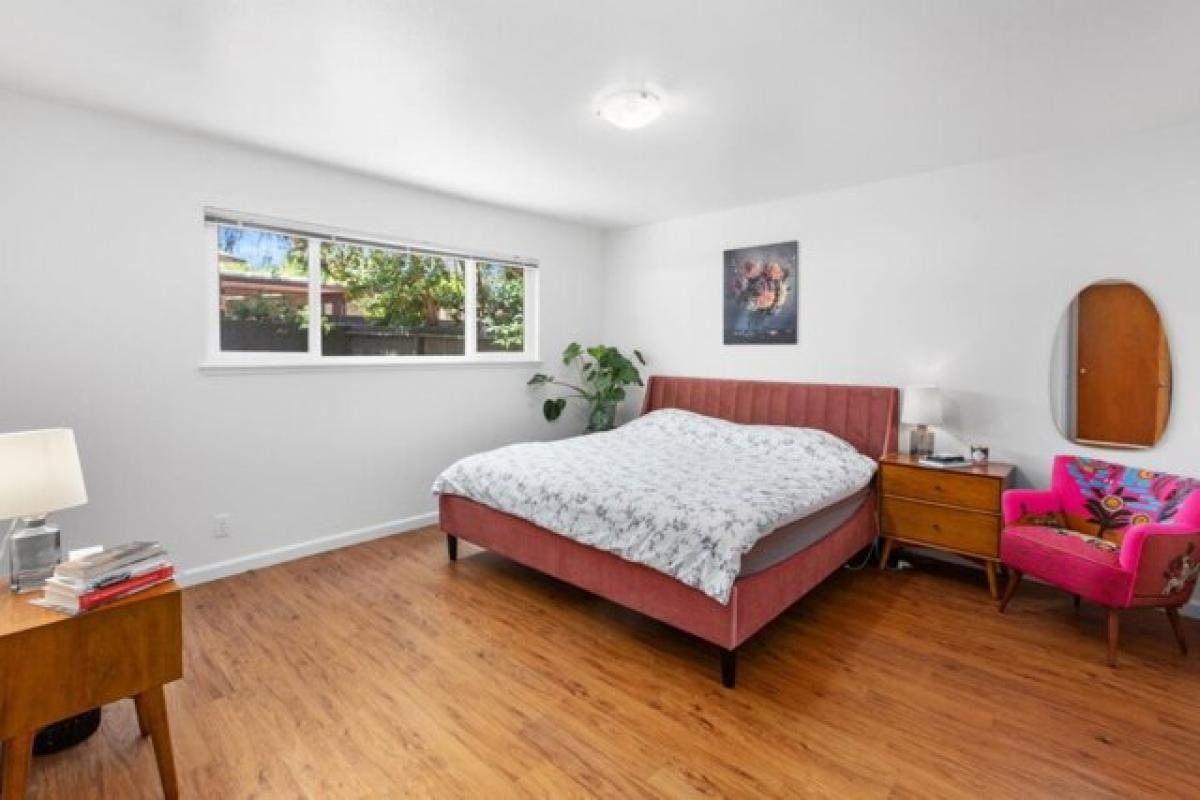 Picture of Home For Sale in Palo Alto, California, United States