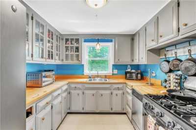 Home For Sale in New Hartford, Connecticut
