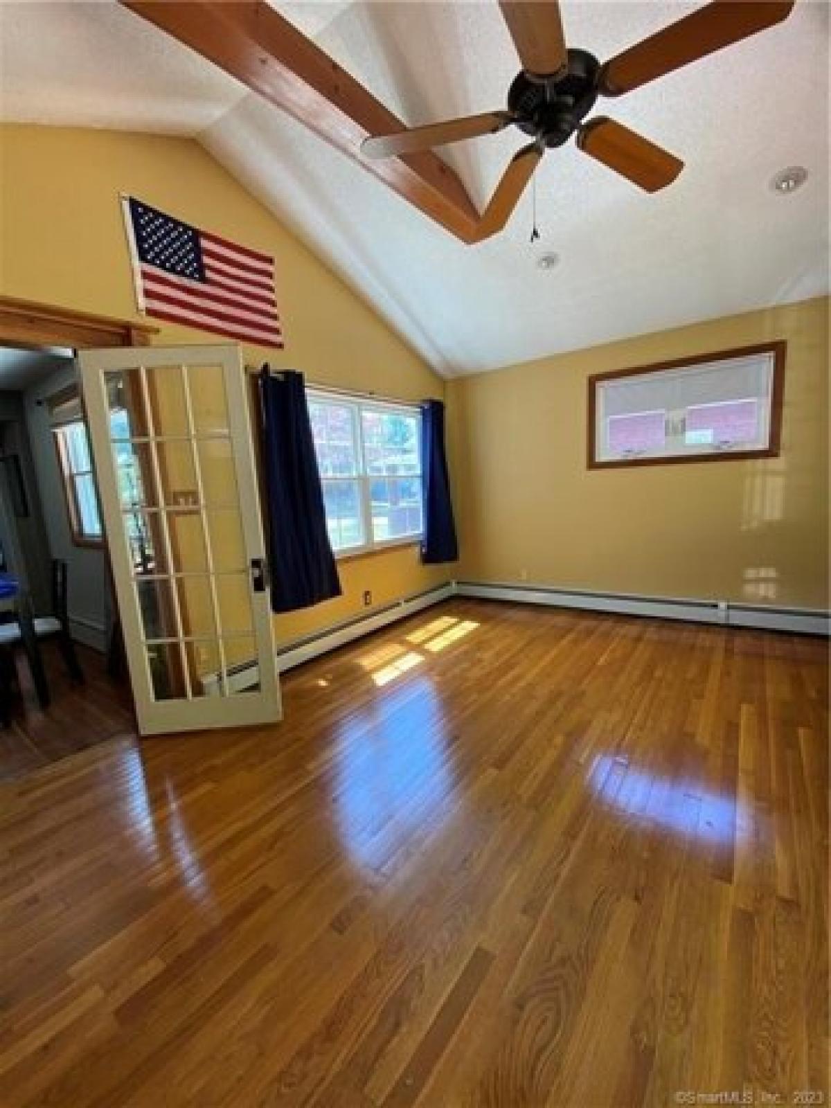 Picture of Home For Sale in Thomaston, Connecticut, United States
