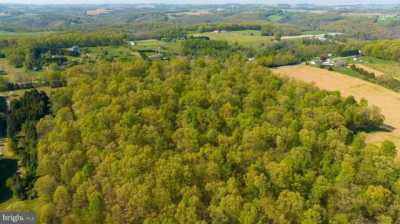 Home For Sale in Fawn Grove, Pennsylvania
