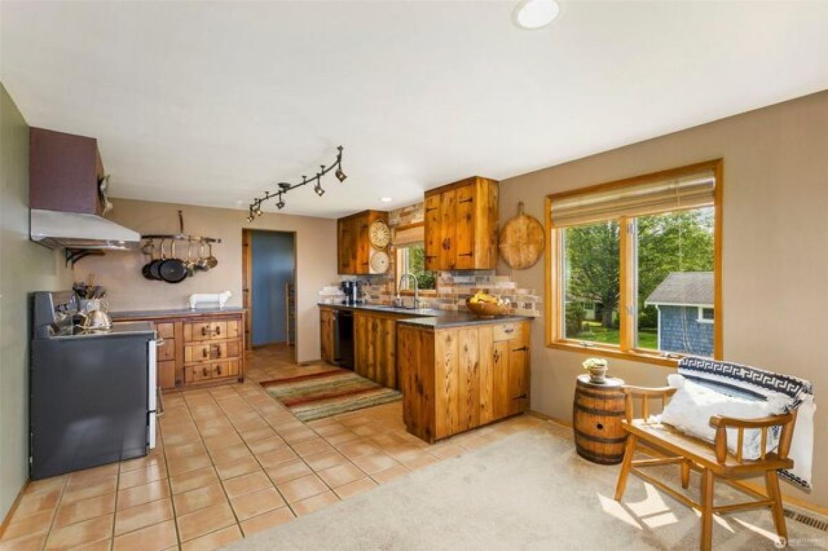 Picture of Home For Sale in Hansville, Washington, United States