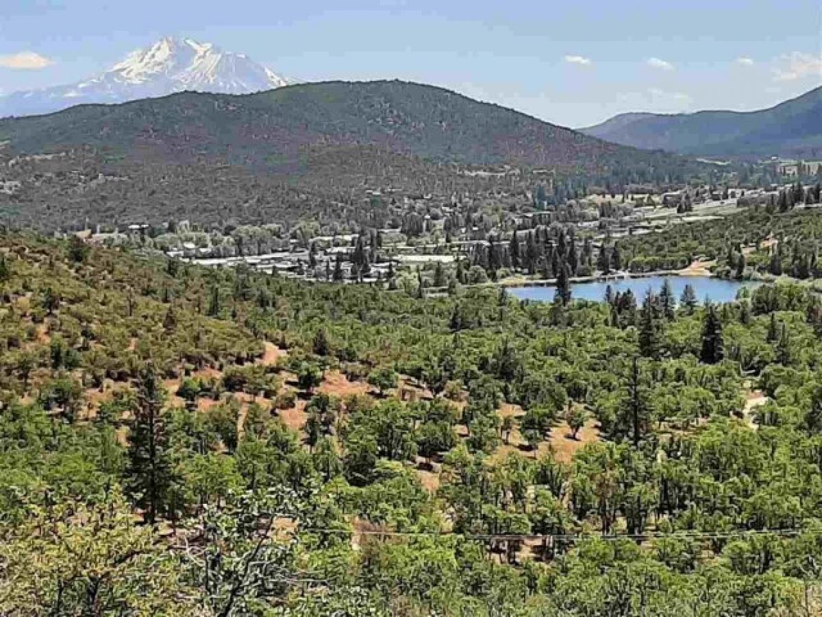 Picture of Residential Land For Sale in Yreka, California, United States