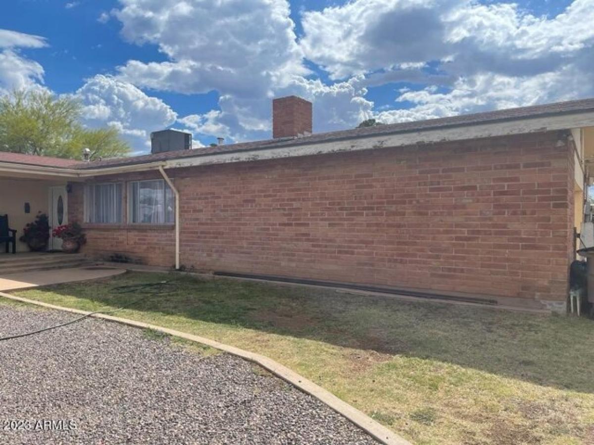 Picture of Home For Sale in Douglas, Arizona, United States