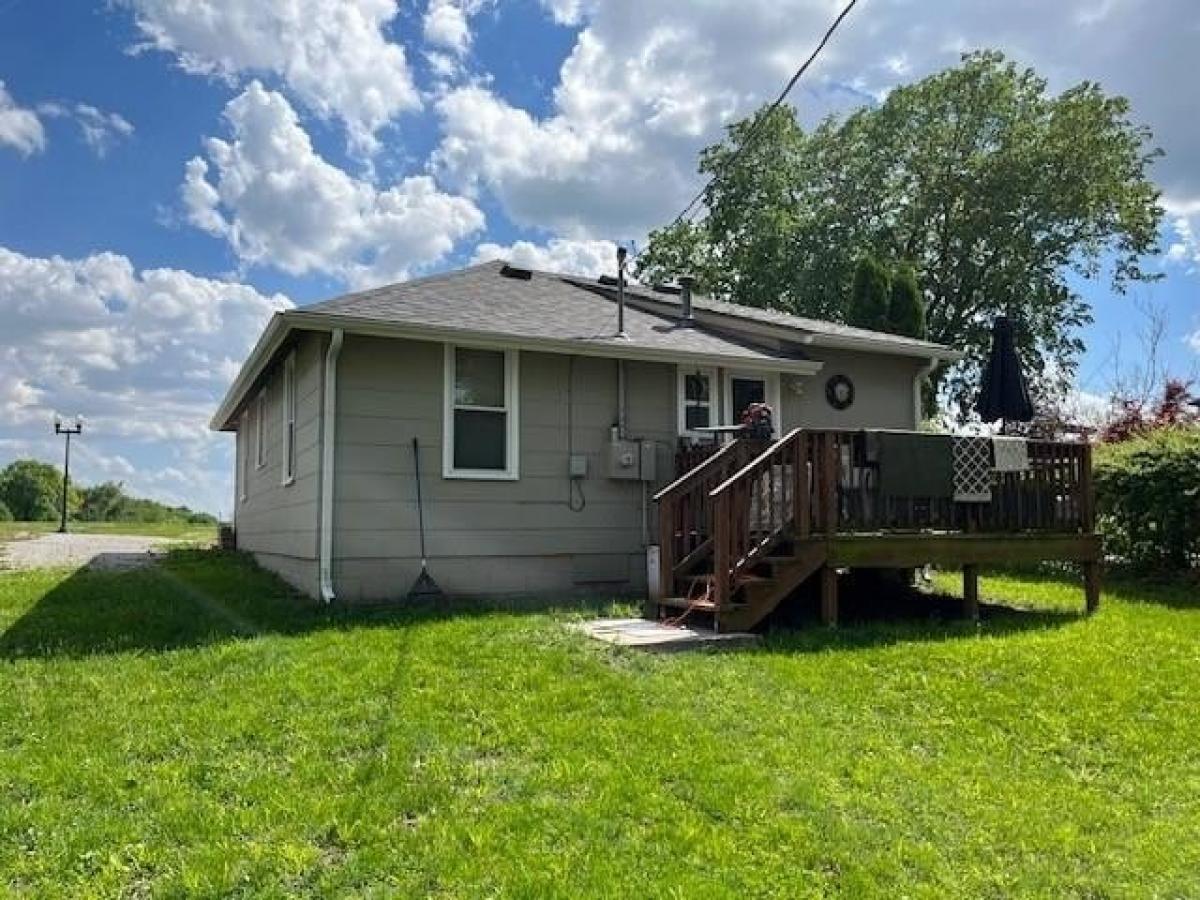 Picture of Home For Sale in Gladstone, Missouri, United States