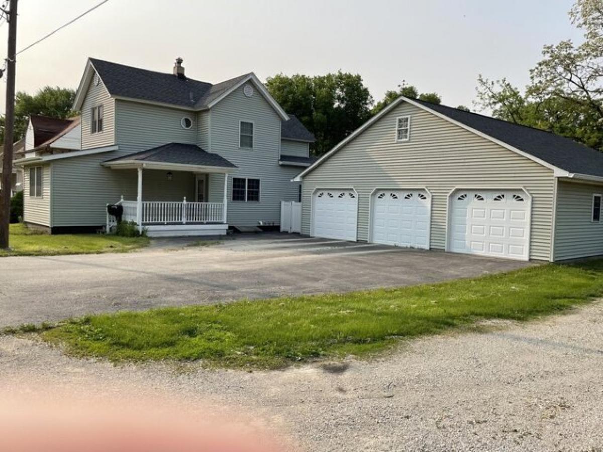 Picture of Home For Sale in Marseilles, Illinois, United States